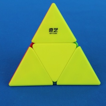 QiYi 2x2 Пираморфикс Разноцветный