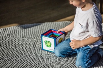 PIRAMIDA ZABAW KLOCKI WIEŻA EDUKACYJNA OWOCE