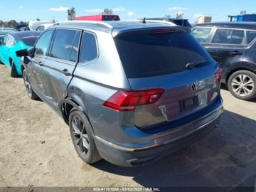 Volkswagen Tiguan II 2023 Volkswagen Tiguan 2023 VOLKSWAGEN TIGUAN 2.0T SE 2.0 Benzyna 184KM, zdjęcie 3