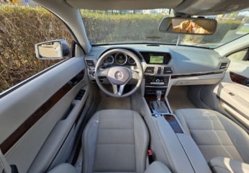 Mercedes Klasa E W212 Coupe 200 CGI BlueEFFICIENCY 184KM 2011 Mercedes-Benz Klasa E Wzorowy E 200 Coupe - 121Tkm - Bezwypadkowy 1.8, zdjęcie 9