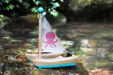 ЛОДКА ДЕРЕВЯННЫЙ КАТАМАРАН ИГРУШКА ДЛЯ КУПАНИЯ В ВОДЕ