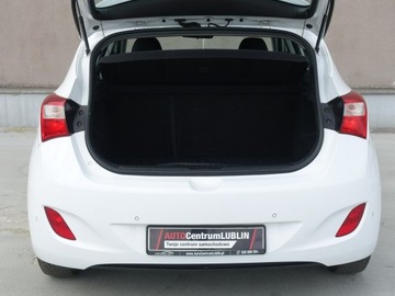 Hyundai i30 II Hatchback 3d Facelifting 1.6 CRDi 110KM 2016 Hyundai i30 1.6 CRDi 110KM/Nawi/Kamera, zdjęcie 23