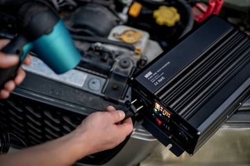 Преобразователь чистой синусоидальной волны Newell 12/230В 2000Вт