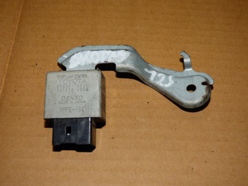 RELÉ TOYOTA YARIS II 895A1-74010 061800-0950