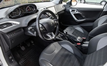 Peugeot 2008 I SUV Facelifting 1.6 BlueHDi 99KM 2016 Peugeot 2008 1.6eHDI 100KM Allure Perla Skora Ledy Navi Alu Full 1.6, zdjęcie 14