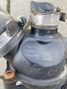 BMW E60 E82 E90 E91 POUZDRO TERMOSTAT 7536655