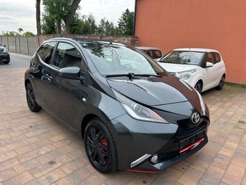 Toyota Aygo II Hatchback 5d 1.0 VVT-i 69KM 2015 Toyota Aygo Otwierany dach Klima Tempomat Alu, zdjęcie 1