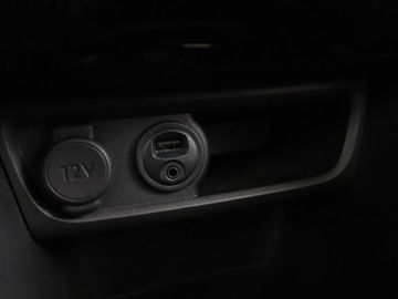 Peugeot 2008 I SUV Facelifting 1.2 PureTech 110KM 2018 Peugeot 2008 GT-Line automat panorama navi PDC, zdjęcie 27