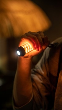 ВОДОНЕПРОНИЦАЕМЫЙ НАРУЖНЫЙ АККУМУЛЯТОРНЫЙ ФОНАРЬ ДЛЯ КЕМПИНГА