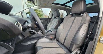 Peugeot 3008 II Crossover 1.2 PureTech 130KM 2017 Peugeot 3008 1.2 130KM Allure Panorama/LED/Kamera/, zdjęcie 32
