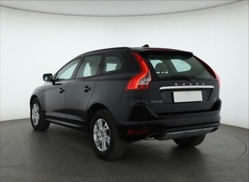 Volvo XC60 I SUV Facelifting 2.4 D5 220KM 2016 Volvo XC60 D5, Salon Polska, 217 KM, 4X4, zdjęcie 3