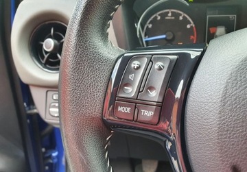 Toyota Yaris III Hatchback 5d Facelifting 2017 1.0 VVT-i 72KM 2020 Toyota Yaris Nawigacja Kamera Radar GetHelp Benzyna 72KM, zdjęcie 16