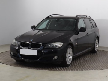 BMW Seria 3 E90-91-92-93 Touring E91 2.0 318i 143KM 2009 BMW 3 318 i, Klima, Klimatronic, Tempomat, zdjęcie 1