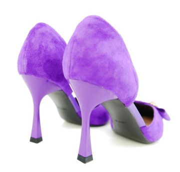 ФИОЛЕТОВЫЕ ЗАМШЕВЫЕ ШПИЛЬКИ С УКРАШЕНИЕМ R39