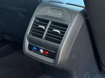 Volkswagen Passat B8 Variant Facelifting 2.0 TDI SCR 150KM 2024 Volkswagen Passat Salon PL, Vat23, Led Matrix, Masaz, App Connect, Kamera, zdjęcie 17