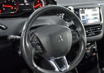 Peugeot 208 I Hatchback 5d 1.4 HDI 68KM 2014 Peugeot 208 1.4 Diesel _ 68 KM - Zarejestrowany _ Serwisowany 1.4 Diesel, zdjęcie 6