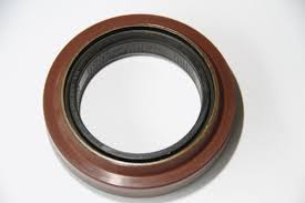 USZCZELNIACZ PIASTY TYLNEJ NISSAN CABSTAR MAXITY 43252-MA40A