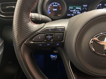 Toyota Yaris IV Hatchback 1.5 Dynamic Force 125KM 2022 Toyota Yaris 1.5 GR Sport IV (2020-) Toyota Yaris, zdjęcie 12