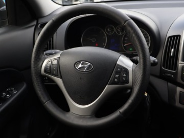 Hyundai i30 I 2011 Hyundai i30 1.6 CRDi, Automat, Klima, Klimatronic, zdjęcie 15