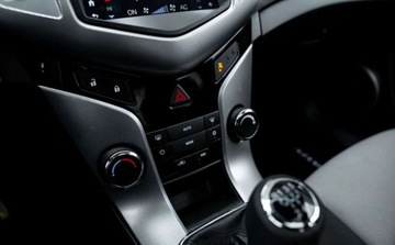 Chevrolet Cruze Sedan 1.8 16V DOHC 141KM 2012 Chevrolet Cruze 1.8b 141Ps Klimatyzacja Navi Szyberdach Parktronik niski P, zdjęcie 28