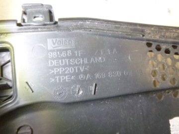 Подголовник Mercedes W169 A Class 04-12r.