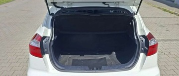 Kia Rio III Hatchback 5d Facelifting 1.1 WGT 75KM 2015 Kia Rio Kia Rio 1.1 CRDI Attract 1.1 Diesel 75KM, zdjęcie 25