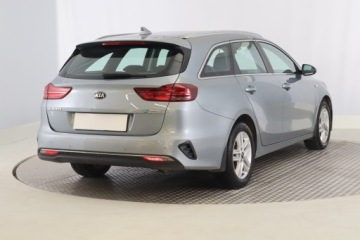 Kia Ceed III Kombi 1.6 CRDi 136KM 2021 Kia Ceed 1.6 CRDi MHEV, Salon Polska, Serwis ASO, zdjęcie 4