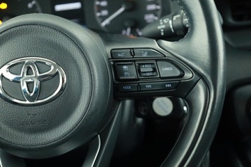 Toyota Yaris IV Hatchback 1.5 Dynamic Force 125KM 2022 Toyota Yaris 1.5 VVT-i, Salon Polska, zdjęcie 14