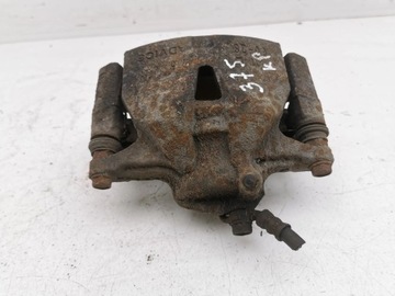 BMW 5 E39 2000 LEVÝ STRANA TŘMEN BRZDOVÝ PŘEDNÍ