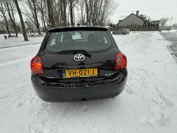 Toyota Auris I Hatchback 2.0 D-4D 125KM 2007 Toyota Auris 2.0D-4D 2007r Climatronic 5-Drzwi, zdjęcie 10