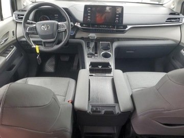 Toyota Sienna III 2024 Toyota Sienna Limited 2024 2.5l 2.5 Hybryda 245KM, zdjęcie 8