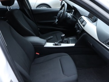 BMW Seria 3 F30-F31-F34 Limuzyna Facelifting 1.5 318i 136KM 2016 BMW 3 318 i, Salon Polska, Serwis ASO, Klima, zdjęcie 8