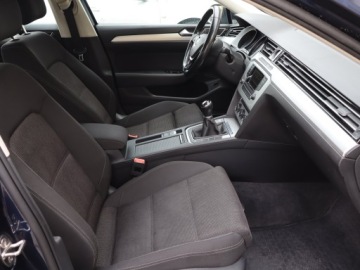 Volkswagen Passat B8 Limousine 1.4 TSI ACT 150KM 2015 VW Passat 1.4 TSI, Salon Polska, Klima, zdjęcie 8
