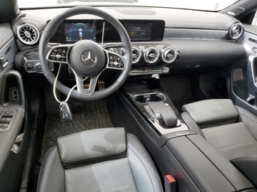 Mercedes CLA C118/X118 2021 Mercedes-Benz CLA 250 2021 2.0l 2.0 Benzyna 221KM, zdjęcie 8