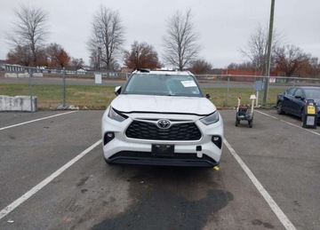 Toyota Highlander III 2024 Toyota Highlander 2024r., Xle, 2.4L, od ubezpieczalni 2.4 Benzyna 269KM, zdjęcie 2