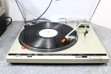 Проигрыватель проигрывателя Technics SL-D20 с прямым приводом