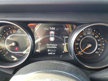 Jeep Gladiator 2021 Jeep Gladiator Overland 2021 3.6l 3.6 Benzyna 285KM, zdjęcie 9