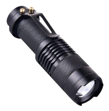 MOCNA LATARKA TAKTYCZNA LED ZOOM CREE SURVIVALOWA AKUMULATOROWA IPX4 ZD75