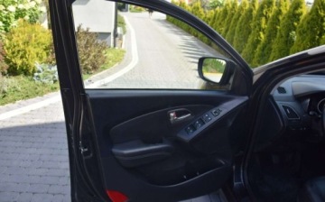 Hyundai ix35 SUV Theta 2.0 MPI 163KM 2010 Hyundai ix35 2.0B MPI Klimatronik 2 KPL KOL Grzane Fotele Sprowadzony 2.0, zdjęcie 9
