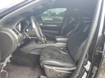 Jeep Grand Cherokee IV 2017 Jeep Grand Cherokee SRT-8 2017 6.4l 6.4 Benzyna 475KM, zdjęcie 7