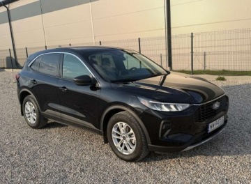 Ford Kuga III 2023 Ford Kuga 4x4 1.5 Benz 182 KM 2023r Warszawa 1.5 Benzyna 182KM, zdjęcie 10