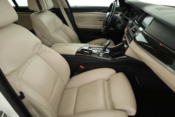 BMW Seria 5 F10-F11 Limuzyna Facelifting 525d 218KM 2016 BMW 5 525d xDrive, Salon Polska, Serwis ASO, zdjęcie 6