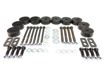 Nissan Terrano II R20 5 drzwi Body Lift 25mm Lift 1 cal / śruby klasy 10.9