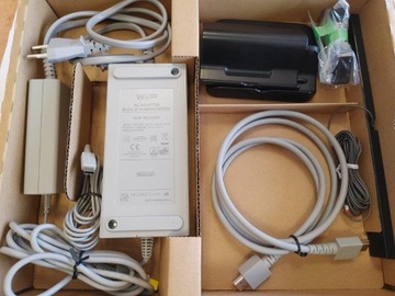 NINTENDO WII U 32 ГБ + ГЕЙМПАД + ИГРА MARIO MAKER + AMIIBO MARIO — LIMITED ED