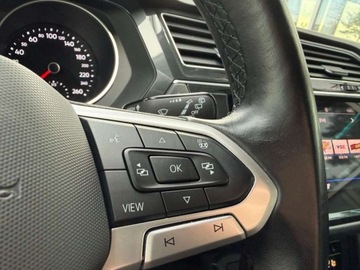 Volkswagen Tiguan II SUV Facelifting 1.5 TSI 150KM 2021 Volkswagen Tiguan 1.5 TSI 150KM Life DSG Kamera Keyless AktywnyTempomat LE, zdjęcie 17