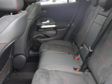 Mercedes GLA II Off-roader Facelifting 2.0 220 190KM 2026 MERCEDES-BENZ GLA 220 4-Matic AMG Line 2.0 (190KM) 2026, zdjęcie 14