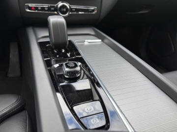 Volvo XC60 II Crossover Plug-In Facelifting 2.0 T6 350KM 2024 Volvo XC 60 T6 Plug-In | AWD | Plus Dark | FV23% |, zdjęcie 20