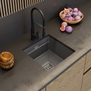 СИФОН ДЛЯ РАКОВИН, ОДНА ЧАША, КВАДРАТНЫЙ, СЛИВ, ДВА РУЧНЫХ ПЕРЕЛИВА