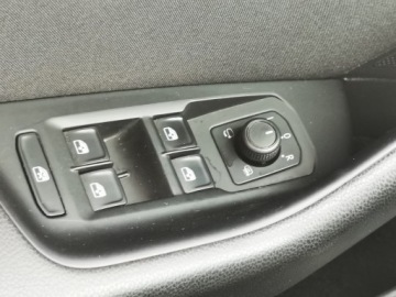 Volkswagen Passat B8 Limousine 1.6 TDI BlueMotion Technology 120KM 2017 VW PASSAT 1.6 TDI Comfortline , Pakiet R-line, Automat, 2x Klucz, Nawigacja, zdjęcie 18