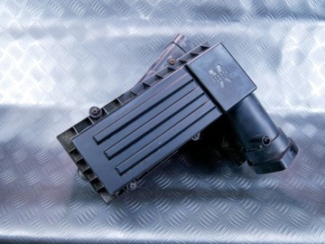 FILTR VZDUCHU POUZDRO 3C0129607BC 3C0129601CC VW CADDY III IV 2.0 TDI